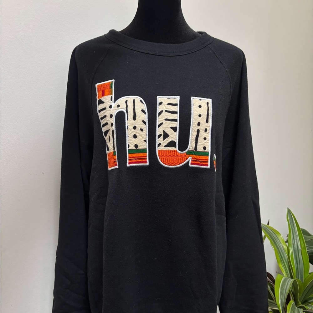 Black Graphic Sweatshirt